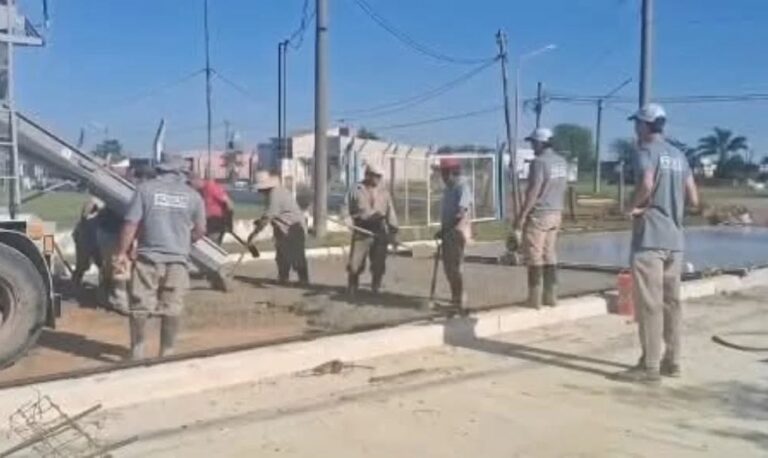 Colonia Bossi: “Comenzaron la obra de pavimento”