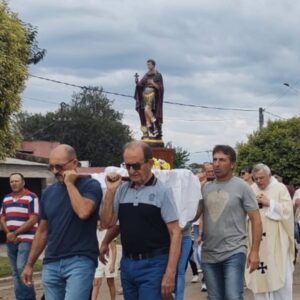 Colonia Bicha 🙏*Gratitud por San Expedito*