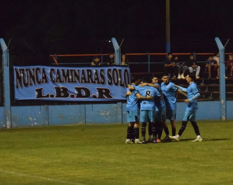 Triunfo de Nueve para escalar en soledad