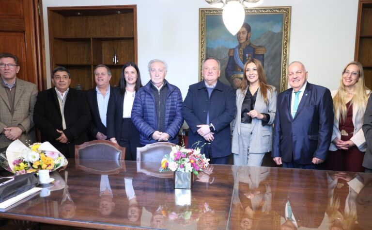 Firmaron un acuerdo marco entre Senadores santafesinos y la UES 21