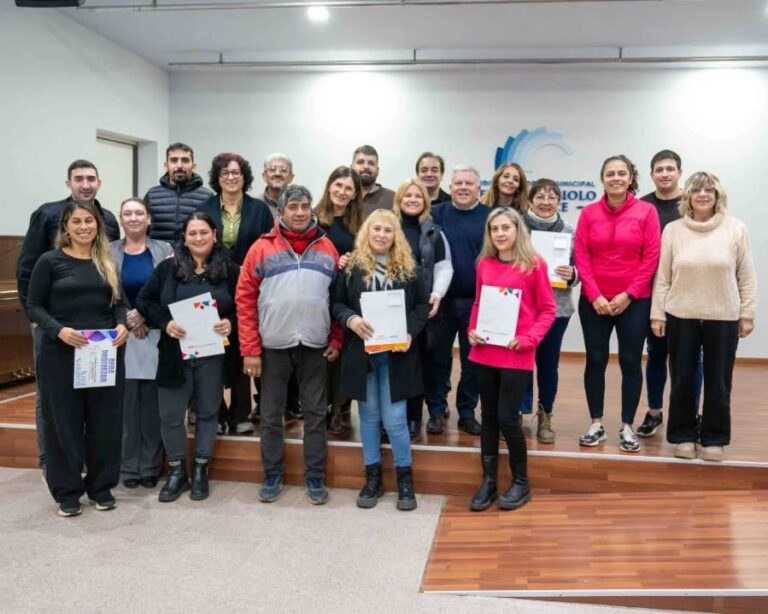 Más apoyo para los Centros Vecinales y sus actividades en Arroyito