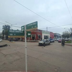 Balnearia 🚨Una motociclista resultó lesionadoa tras un accidente