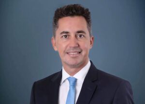 El ministro Manuel Calvo asume la Jefatura de Gabinete