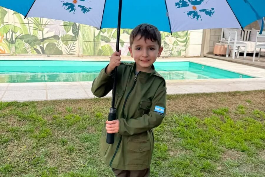 Pedrito eligió ser un HÉROE DE MALVINAS en su cumple 🎉🎂
