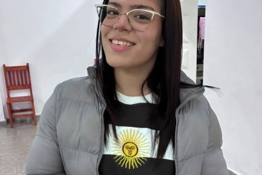 San Francisco 🚨Solicitan por el paradero de JAZMÍN CUELLO, de 17 años.