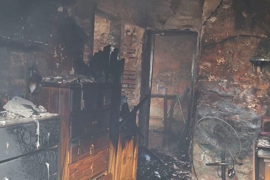 Balnearia 🚒 Daños materiales importantes dejó un incendio en una vivienda