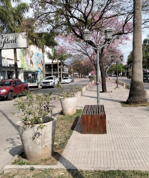 Morteros 👉 Escaso movimiento comercial por el Día del Trabajador Mercantil