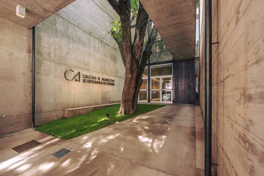 Por admInistración fraudulenta fueron detenidos dirigentes del Colegio de Arquitectos