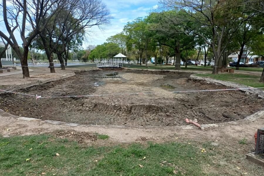 Morteros: desbarran el Lago Norte para limpiarlo